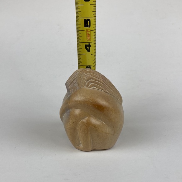 Hand Crafted Soapstone Hugging Couple Figurine 3” - Picture 9 of 10